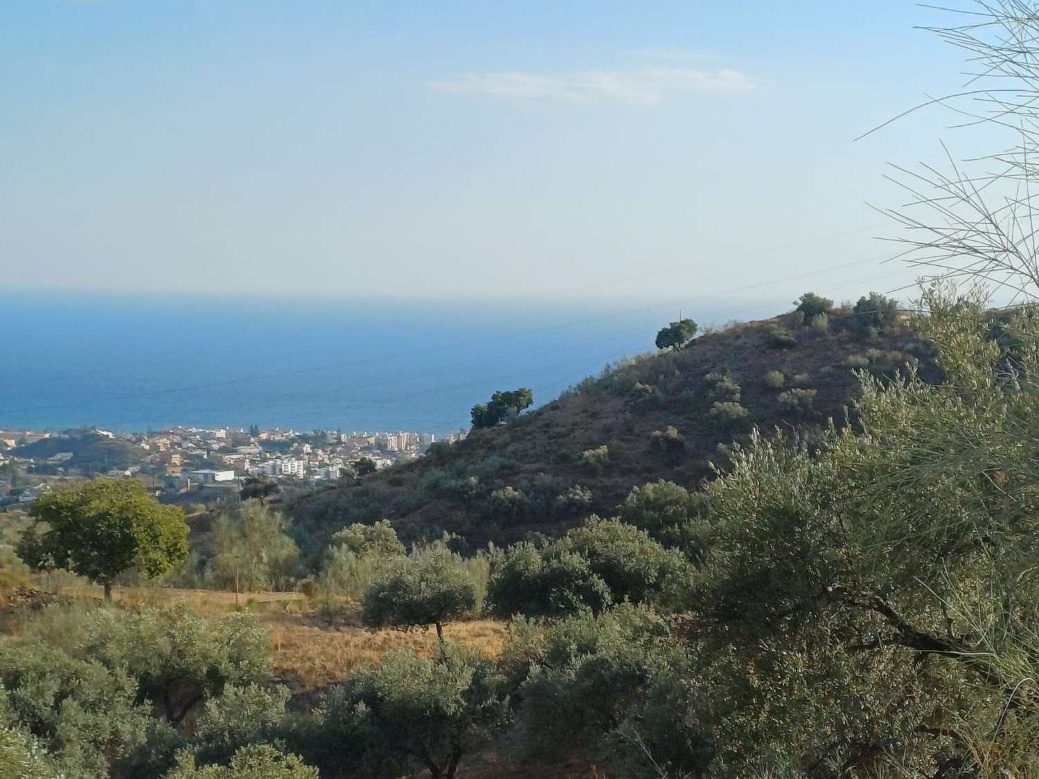 Perceel aan de rivier de Granadilla met uitzicht op zee