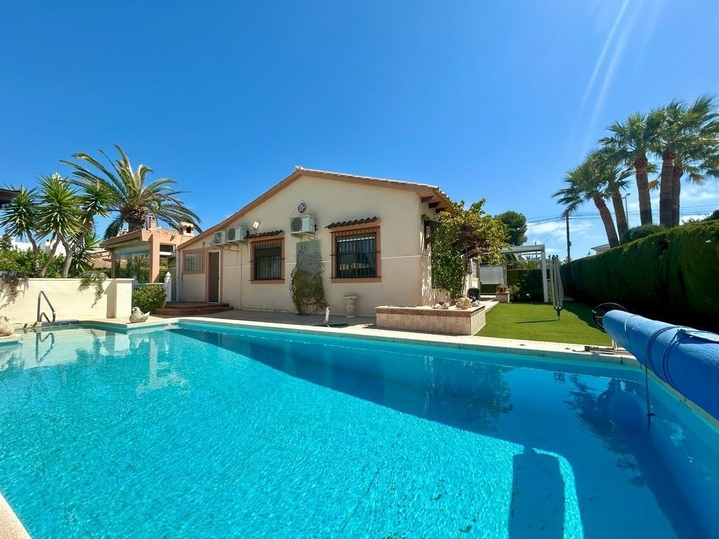Villa en vente à Orihuela