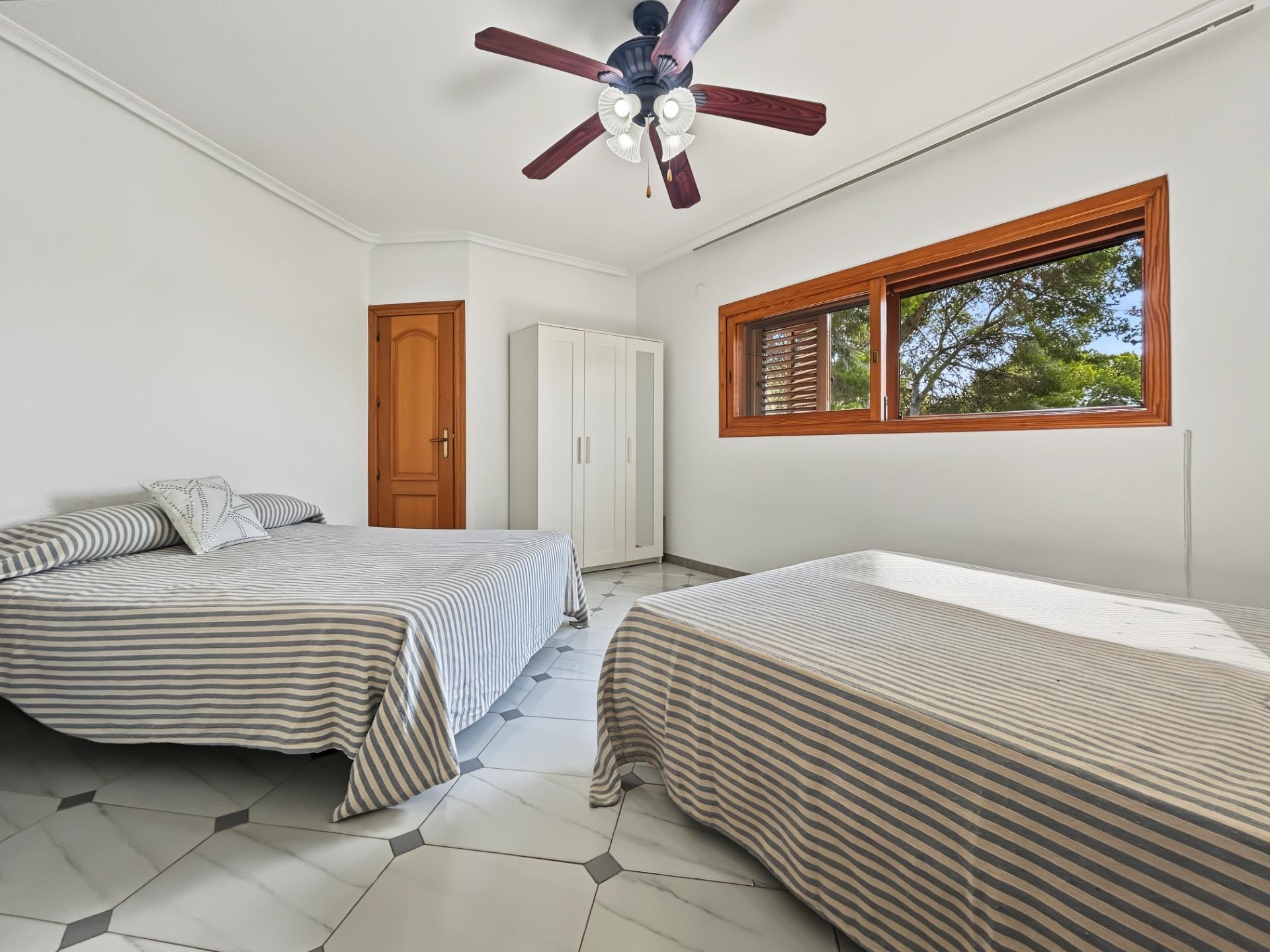 Villa en venta en Orihuela