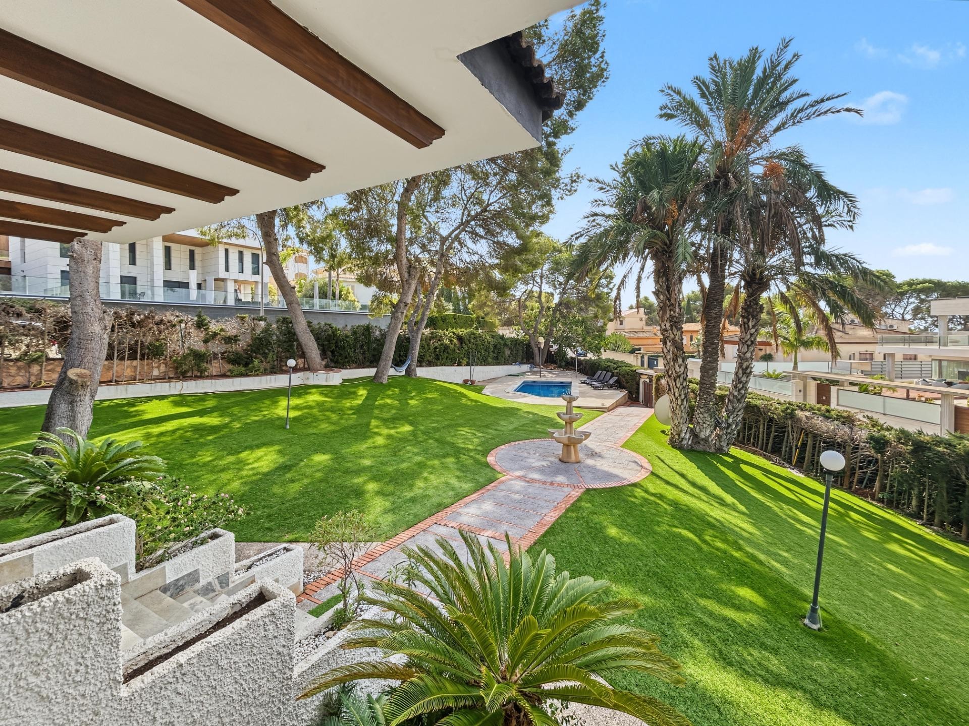 Villa en venta en Orihuela