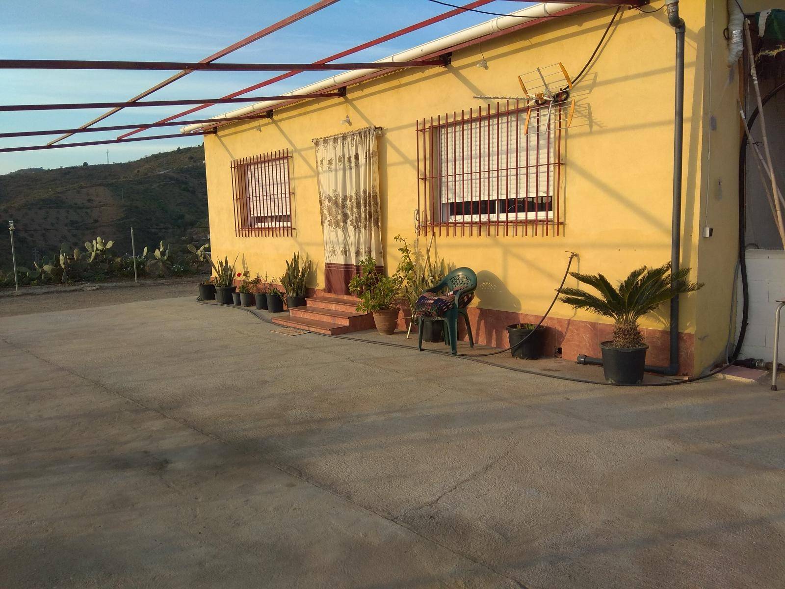 Hus til salg i Moclinejo